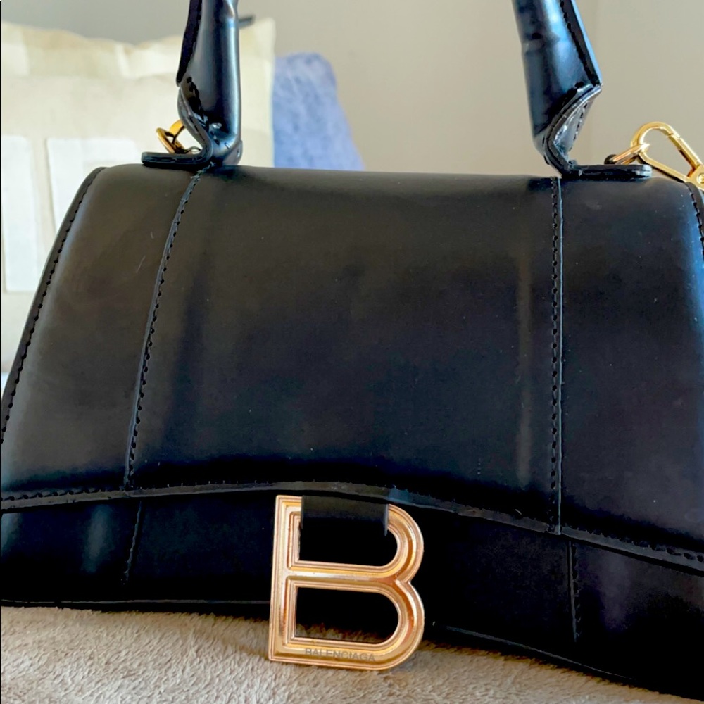 Hourglass Bag